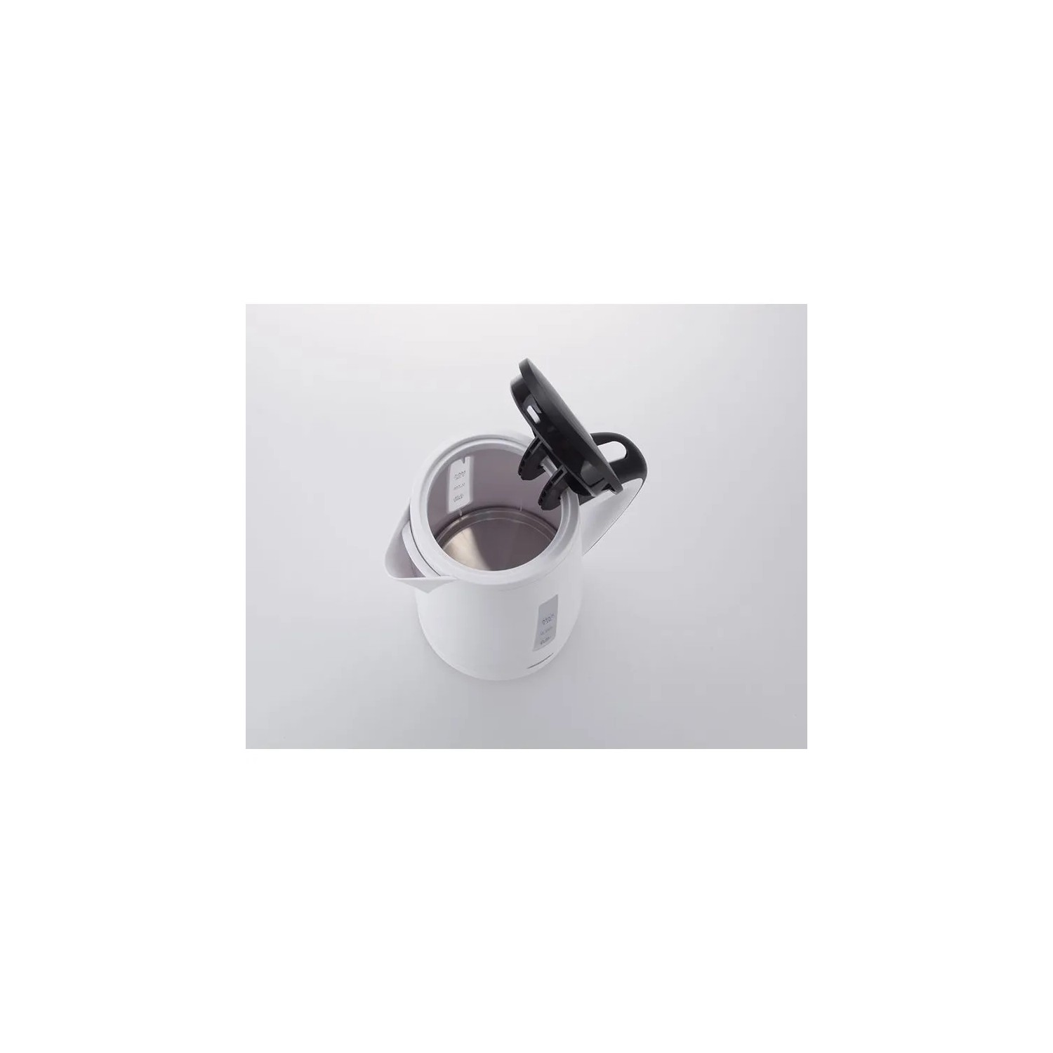 Vendita online APPLIANCE JATA KETTLE 2200W 1L HA701 costo  15,52 €  spedizione in 24h-48h pagmamento PayPal Contrassegno
